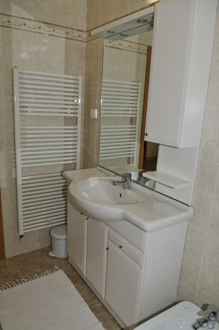 Haus Liliana Hotel Tar-Vabriga ภายนอก รูปภาพ
