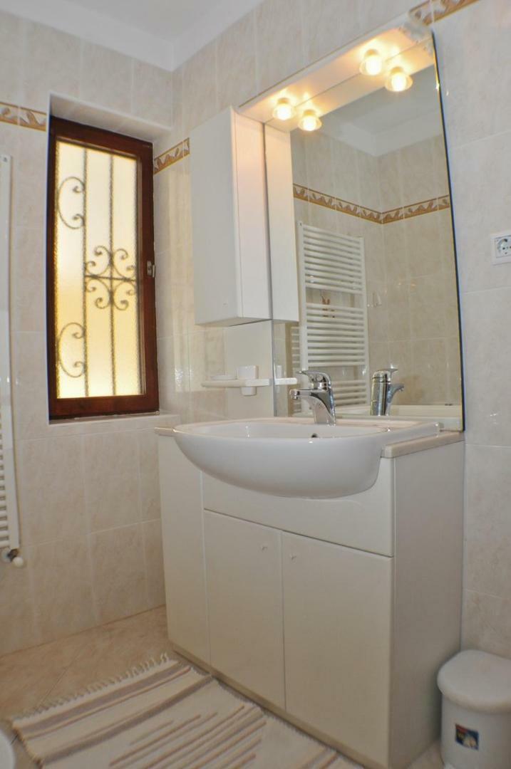 Haus Liliana Hotel Tar-Vabriga ภายนอก รูปภาพ